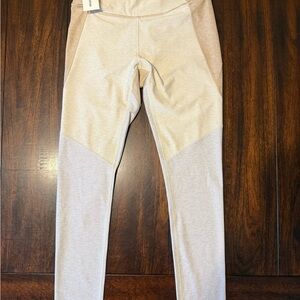 Outdoor Voices Woman’s Leggings- brand new